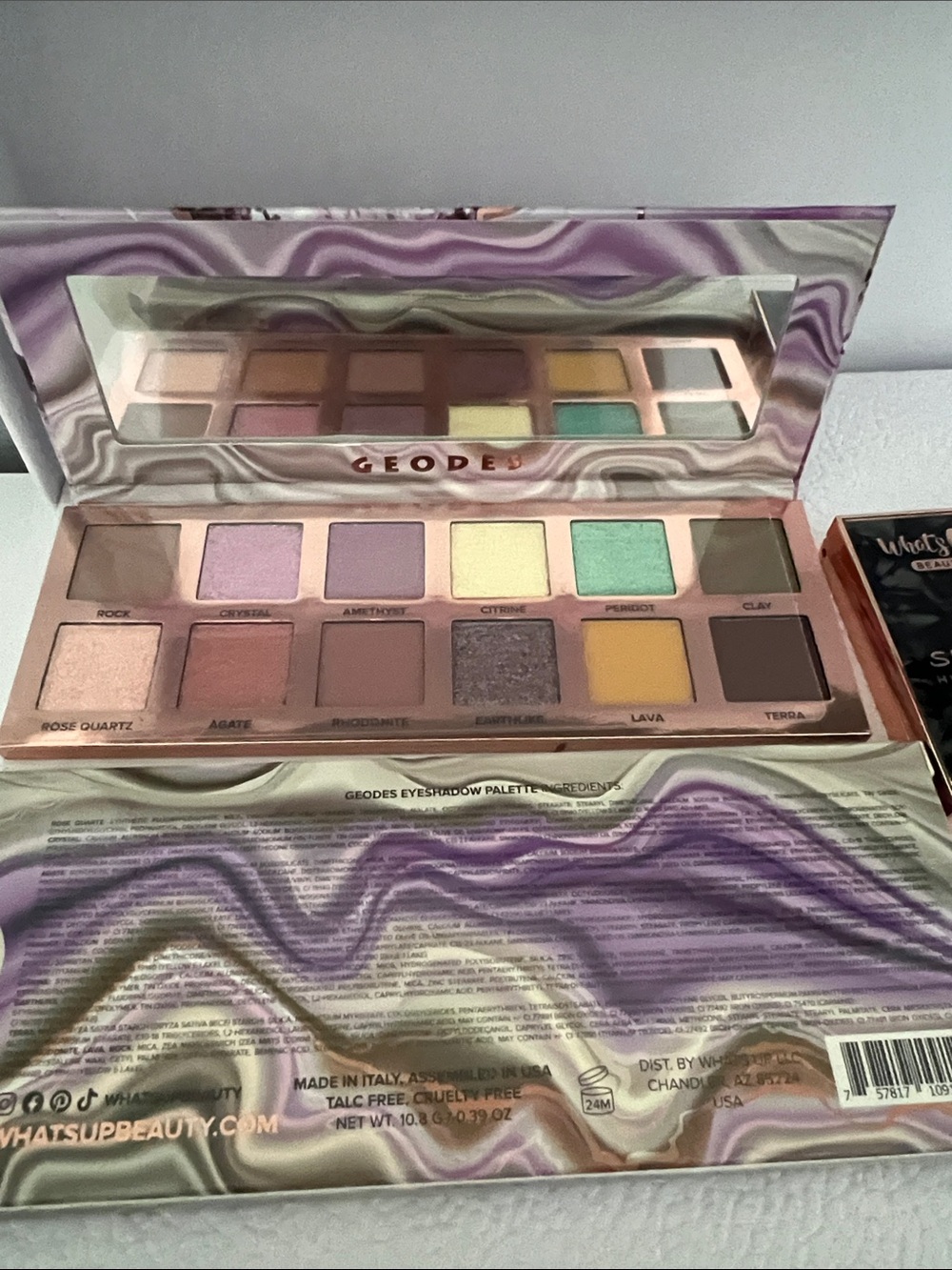 Serengeti Highlighter & Geodes Eyeshadow Palette duo - Picture 4 of 8
